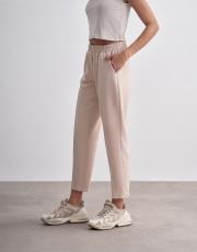 beli lastikli pantolon bej 2