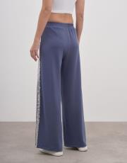 diana payet şeritli eşofman altı indigo 3