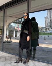 deri cep detay angora yelek siyah 3